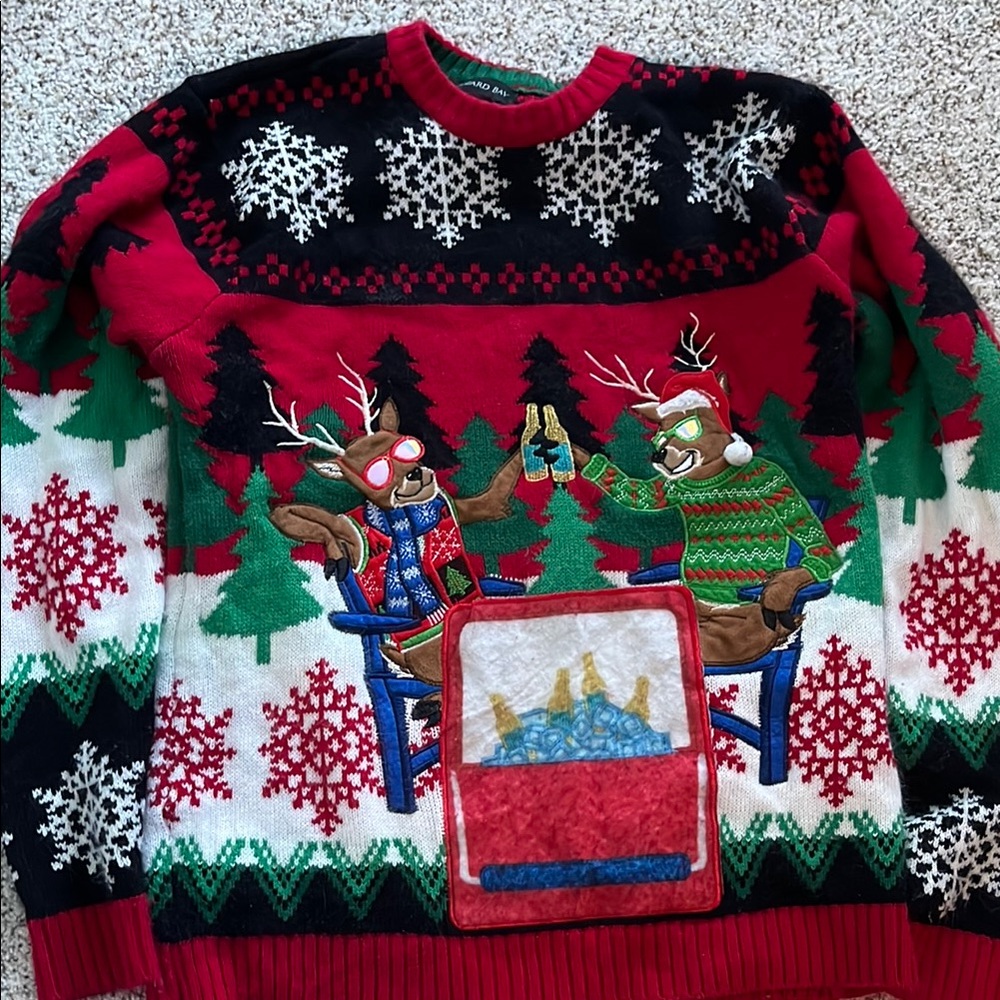 Festive Reindeer Christmas Sweater
Barely worn. W/drink pocket